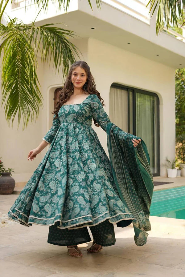 Party Wear Mrunali's Green Color Maslin Fabric Digital Printed Work Anarkali Suit Set